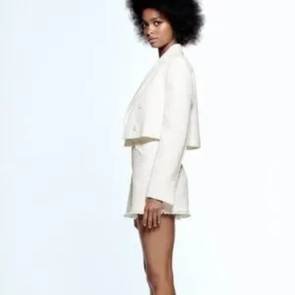 ZARA 2 Piece Textured Blazer And Matching Shorts - Picture 4 of 6